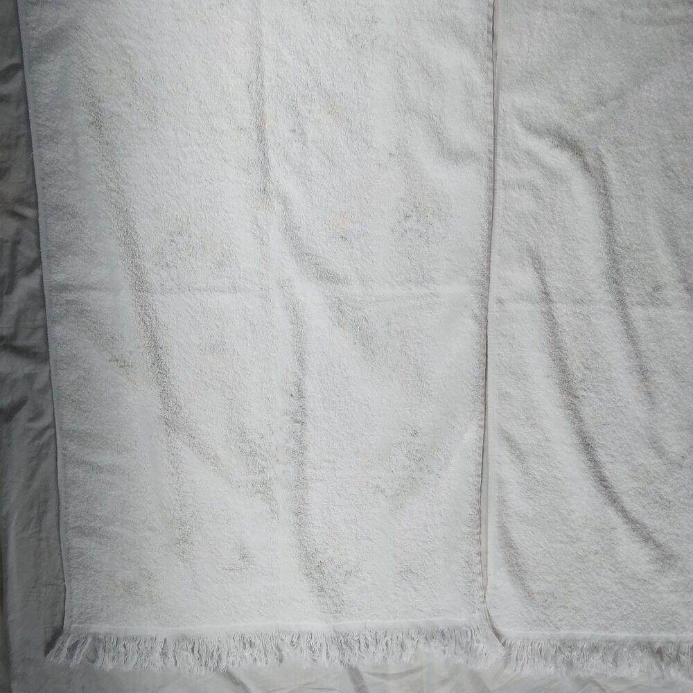 2 Vintage Bath Towel White With Yellow Flowers MCM Fringe Cottagecore USA - Picture 15 of 16